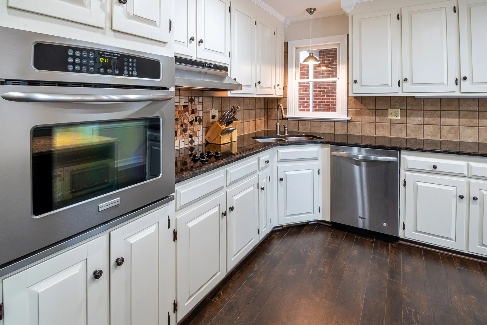 Cabinet Refacing Cost Victoria | By the Foot